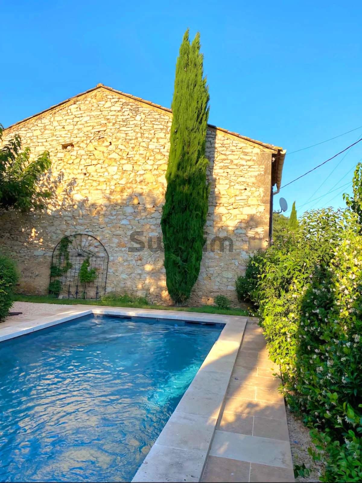 Le jardin du Clos des Cyprès